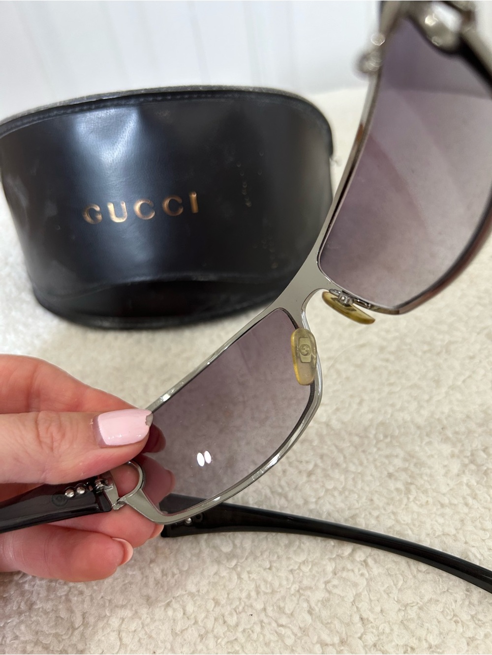 Vintage Gucci Shield Sunglasses Gray Silver FOR REPAIR - Picture 6 of 8